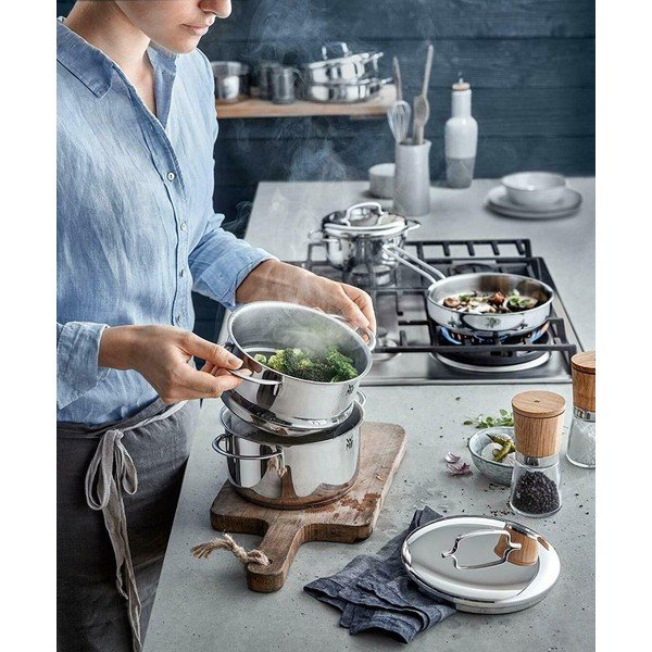 Tigaie din oțel inoxidabil WMF Mini, ø 18 cm-image-1