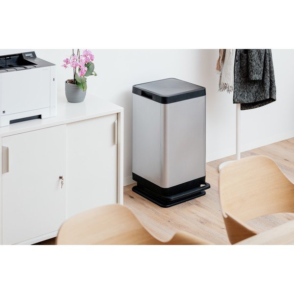 Coș de gunoi argintiu cu pedală din plastic 80 l Tokyo – DEA HOME-image-1