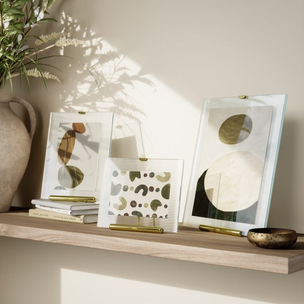 Ramă foto aurie cu picior de susținere din sticlă 19x23 cm Flute – Umbra-image-4