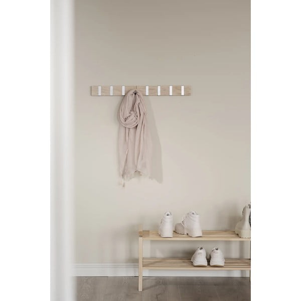 Cuier de perete în culoare naturală din lemn de stejar Confetti – Rowico-image-1