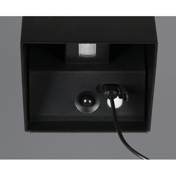 Corp de iluminat pentru exterior LED de perete cu senzor de mișcare cu USB (înălțime 10 cm) Genie – Reality-image-3