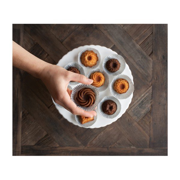 Formă pentru copt 12 brioșe Nordic Ware Minimix, 280 ml, auriu-image-2