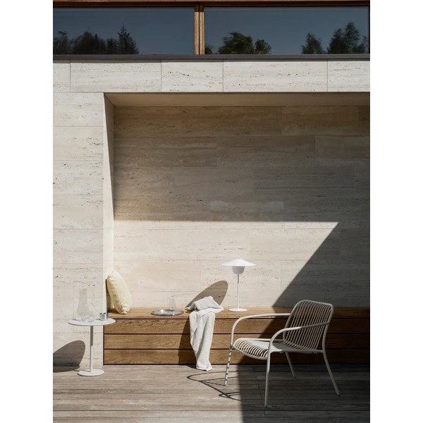 Fotoliu de grădină gri deschis din metal Yua Wire – Blomus-image-1