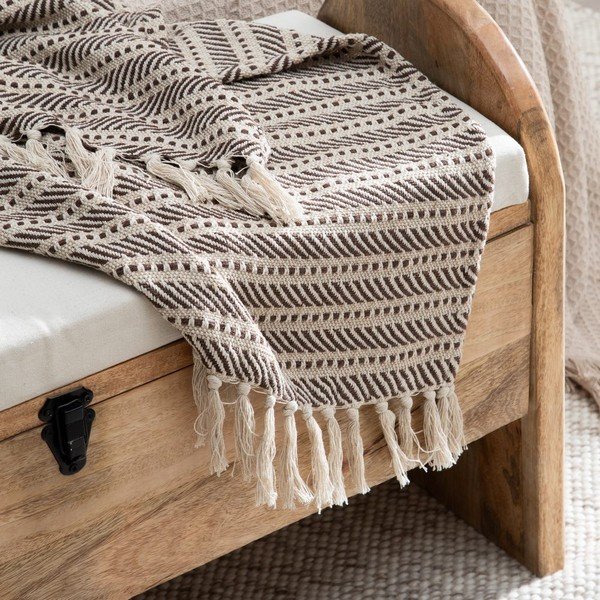 Pătură maro/bej din amestec de fibre reciclate 125x150 cm – Ixia-image-1