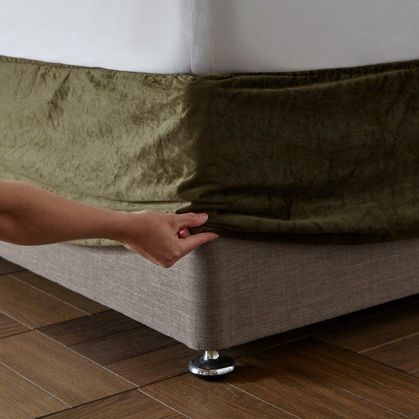 Husă pentru cadru de pat kaki din catifea cu elastic 137x198 cm Kingsley – Catherine Lansfield-image-1