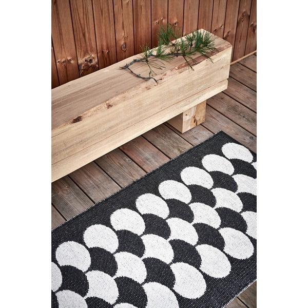 Covor tip traversă pentru interior și exterior negru/crem 70x250 cm Poppy Black Vanilla – Pappelina-image-1
