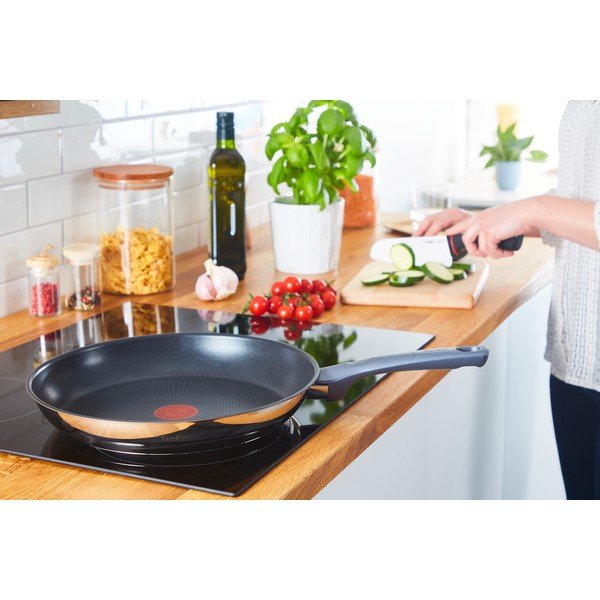 Tigaie cu suprafață antiaderentă din oțel inoxidabil ø 24 cm Daily Cook G7300455 – Tefal-image-1