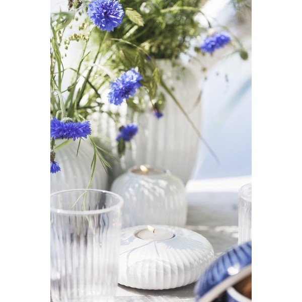 Sfeșnic din porțelan pentru lumânările de ceai Kähler Design Hammershoi, ⌀ 13 cm, alb-image-1