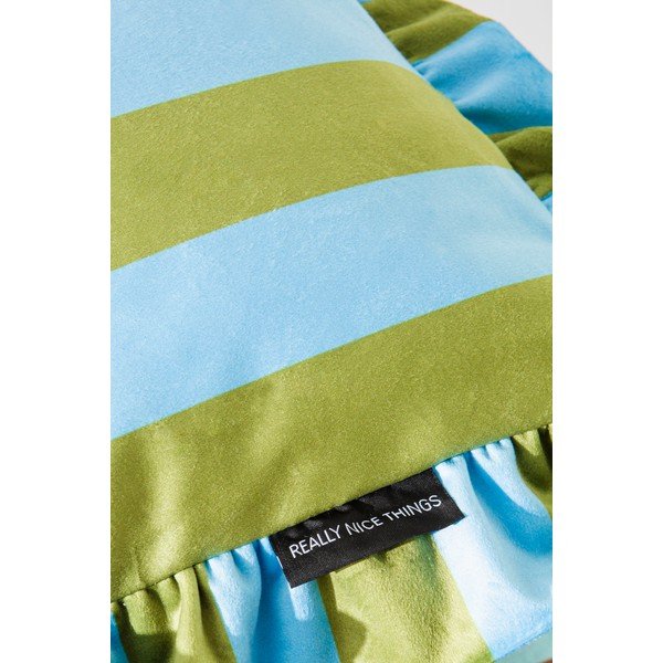 Pernă decorativă din catifea 55x55 cm – Really Nice Things-image-1