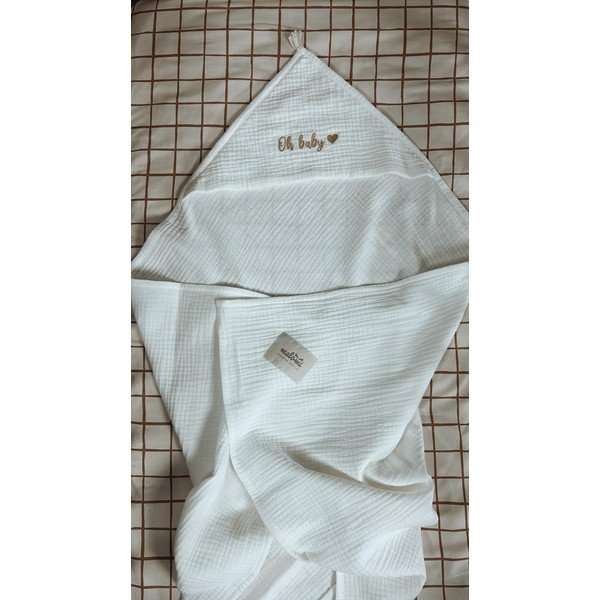 Prosop cu glugă pentru copii alb din muselină 85x85 cm Muslin – Malomi Kids-image-3
