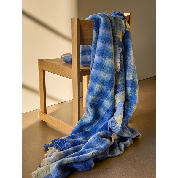 Pătură albastră din amestesc de lână 140x200 cm Loom – Hübsch-image-1