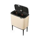 Coș de gunoi bej de reciclat/cu senzori de atingere din oțel 34 l Bo Touch Bin – Brabantia