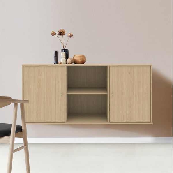 Comodă în culoare naturală joasă cu aspect de lemn de stejar suspendată 133x61 cm Mistral – Hammel Furniture-image-1