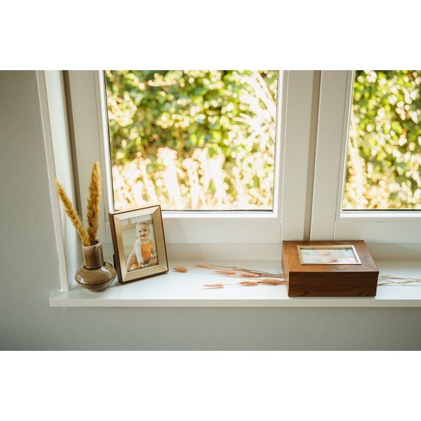 Ramă foto alămie cu picior de susținere din metal 12x17 cm Grenoble – Zilverstad-image-1