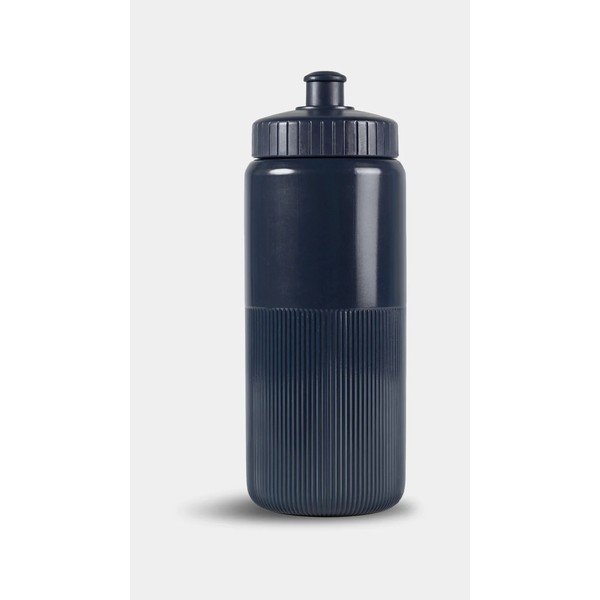 Sticlă albastru-închis de călătorie din plastic 750 ml Tessa – Sagaform