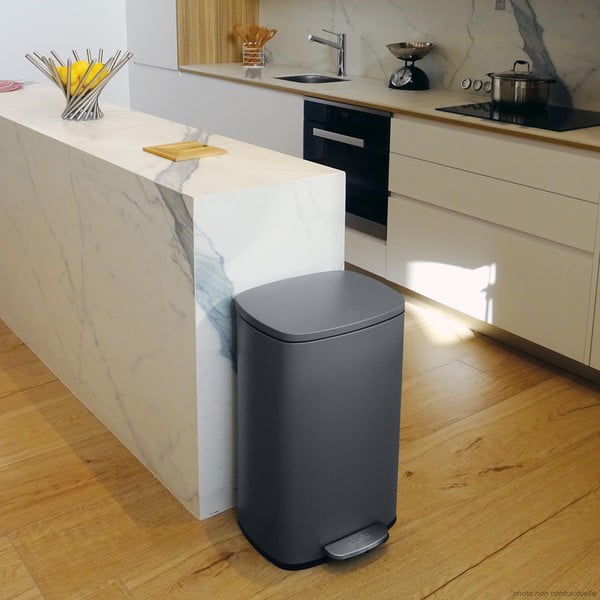 Coș de gunoi gri închis cu pedală din oțel 50 l   Akira – Spirella-image-1