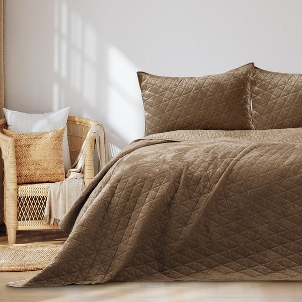 Cuvertură maro deschis matlasată din catifea 240x260 cm Laila – Restilo-image-1