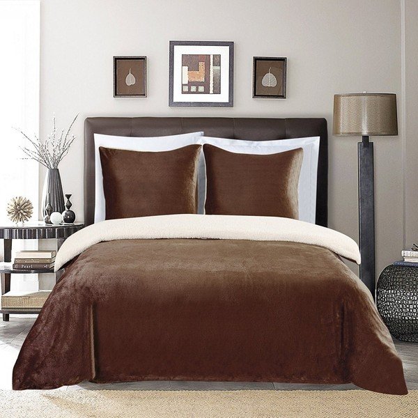 Lenjerie de pat maro din microfibră pentru pat dublu 200x200 cm Teddy – AmeliaHome-image-1