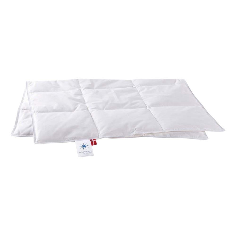Pilotă cu umplutură de pene pentru iarnă de tip pătură pentru copii 67x100 cm Capella Baby – Universe of Sleeping