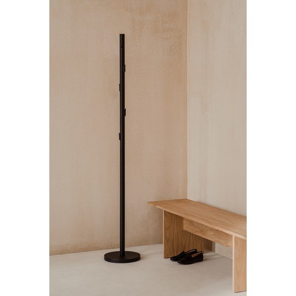 Cuier negru din metal ø 25x183 cm Yuko – noo.ma-image-1