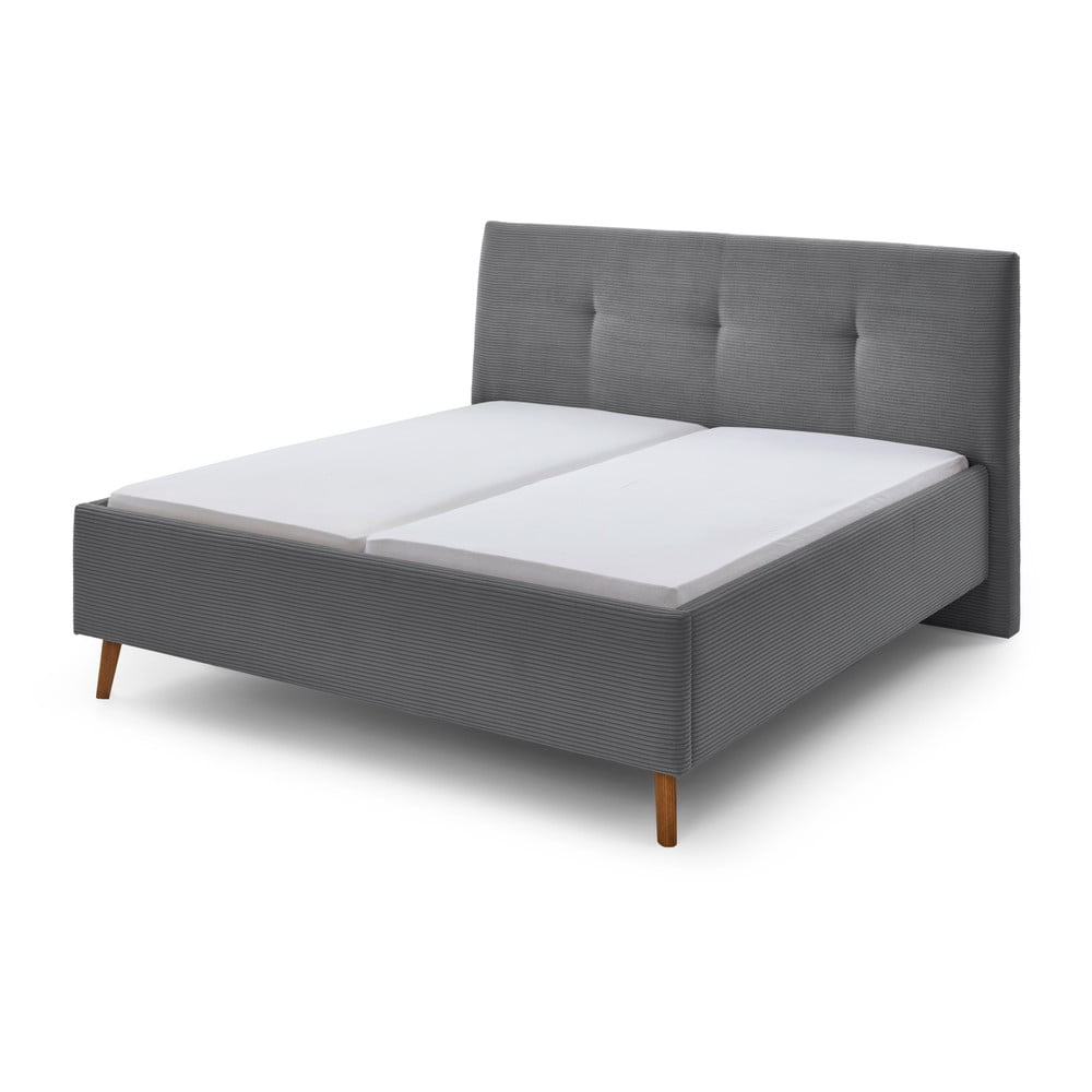 Pat matrimonial gri tapițat cu spațiu de depozitare cu somieră 180x200 cm Madea – Meise Möbel