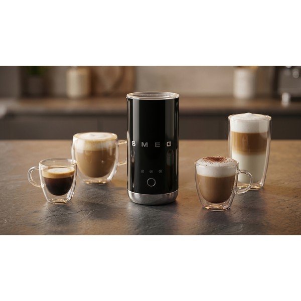 Aparat electric pentru spumă de lapte negru din plastic 120 ml – SMEG-image-1