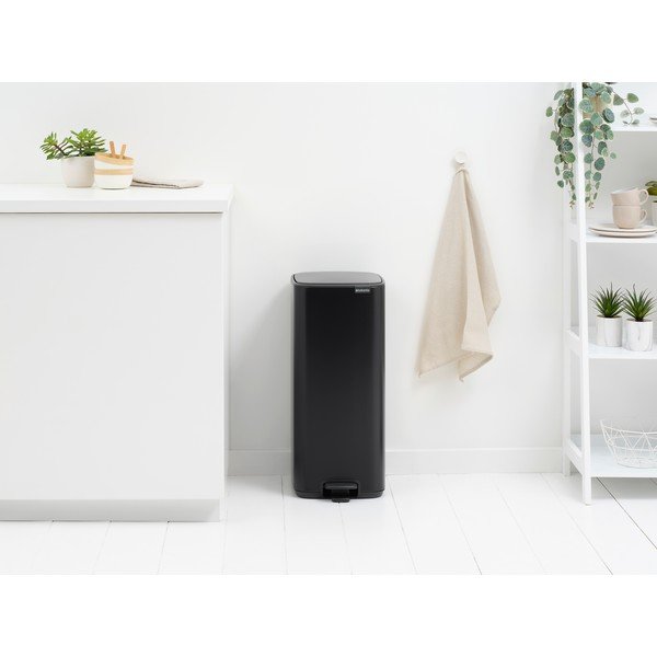 Coș de gunoi negru mat cu pedală din oțel 30 l Bo – Brabantia-image-1