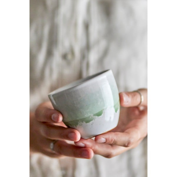 Ceașcă verde-deschis din gresie 195 ml Paula – Bloomingville-image-1