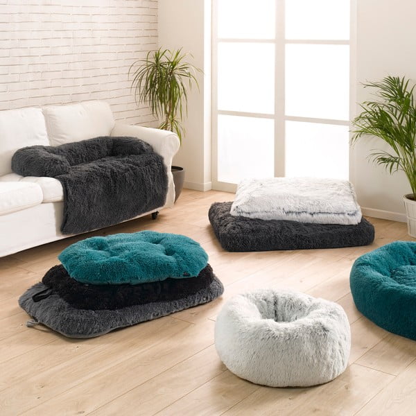 Pat pentru animale de companie alb pentru câini 80x60 cm Fluffy Heather – Love Story-image-1