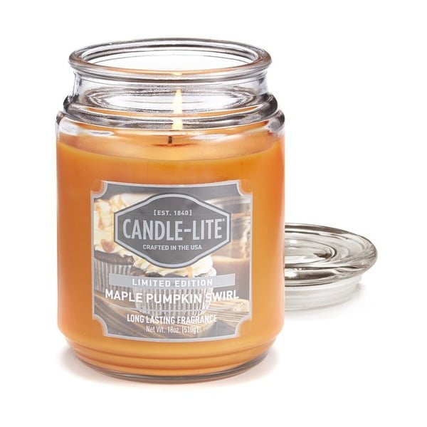 Lumânare parfumată în sticlă, cu aromă de arțar și dovleac Candle-Lite, durată ardere 110 ore