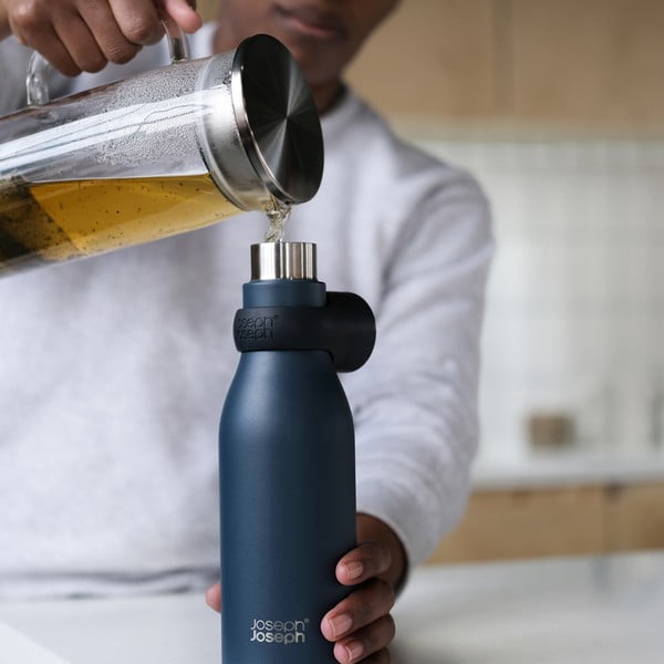 Sticlă albastru-închis de călătorie din oțel inoxidabil 500 ml Loop – Joseph Joseph-image-1