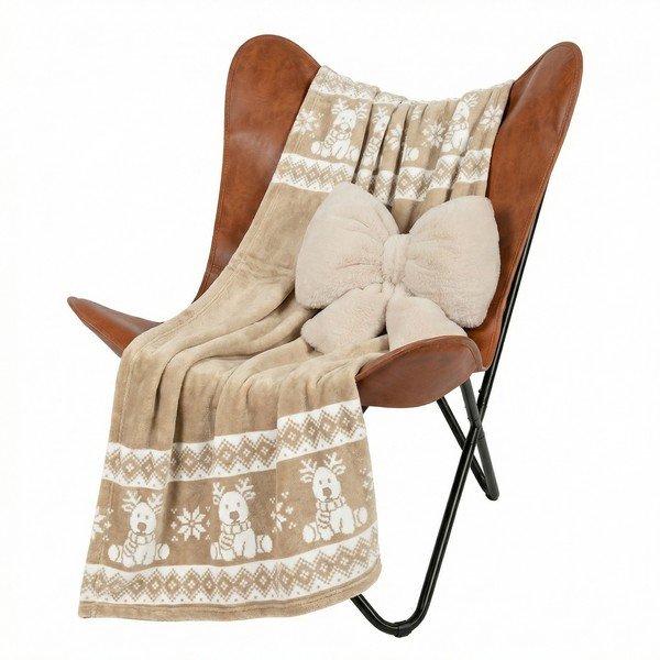 Pătură bej din flanelă 130x160 cm  cu model de Crăciun XMAS – Tiseco Home Studio-image-3