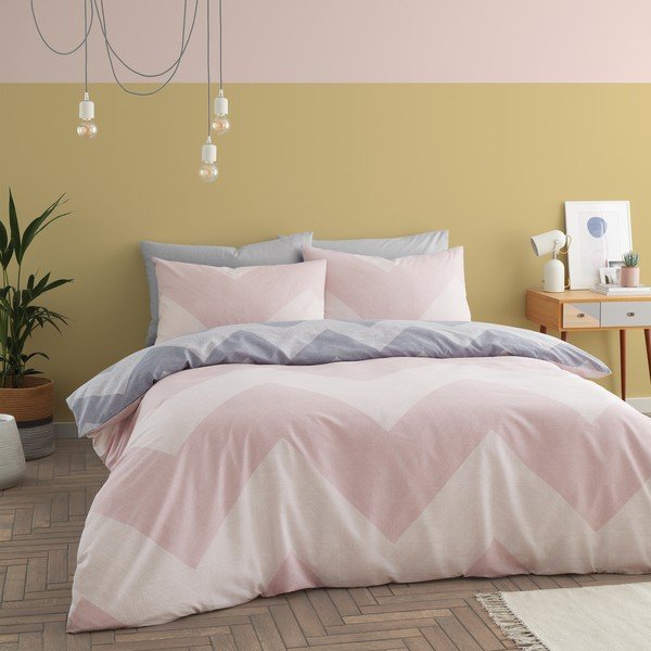 Lenjerie de pat roz-gri 200x200 cm Chevron Geo - Catherine Lansfield-image-1