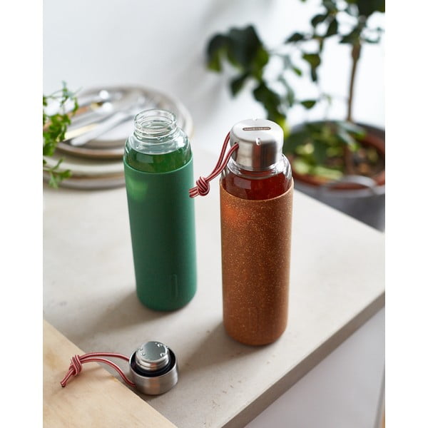 Sticlă pentru apă cu husă din silicon Black + Blum G-Bottle, 600 ml, portocaliu-image-1