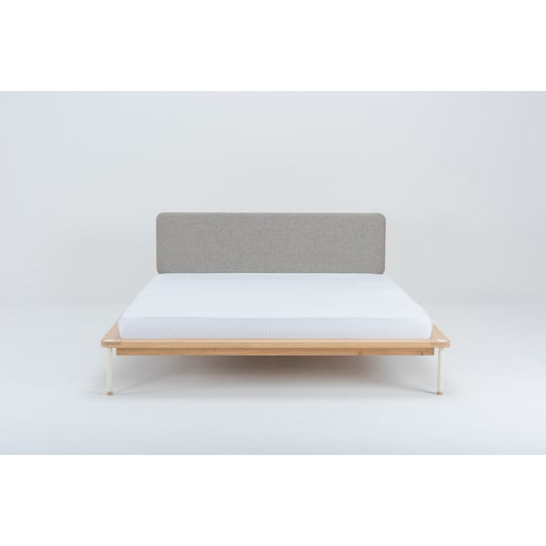 Pat matrimonial gri/în culoare naturală din lemn masiv de stejar cu somieră 140x200 cm Fina – Gazzda-image-1