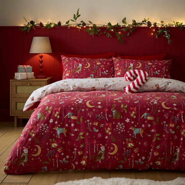 Lenjerie de pat roșie pentru pat de o persoană 135x200 cm Christmas Enchanted Twilight – Catherine Lansfield