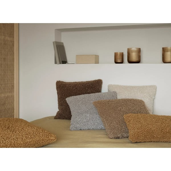 Față de pernă din material bouclé 50x50 cm Teddy – Blomus-image-3