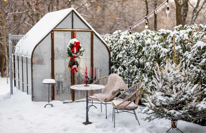 Cum să ai grijă de mobilierul de grădină pe timp de iarnă