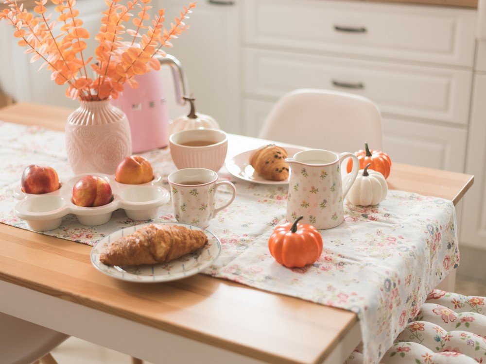 Inspirații: Stil romantic, Zonă de dining