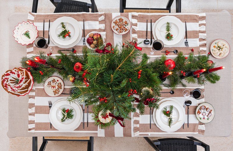 Arta de a aranja masa de Crăciun