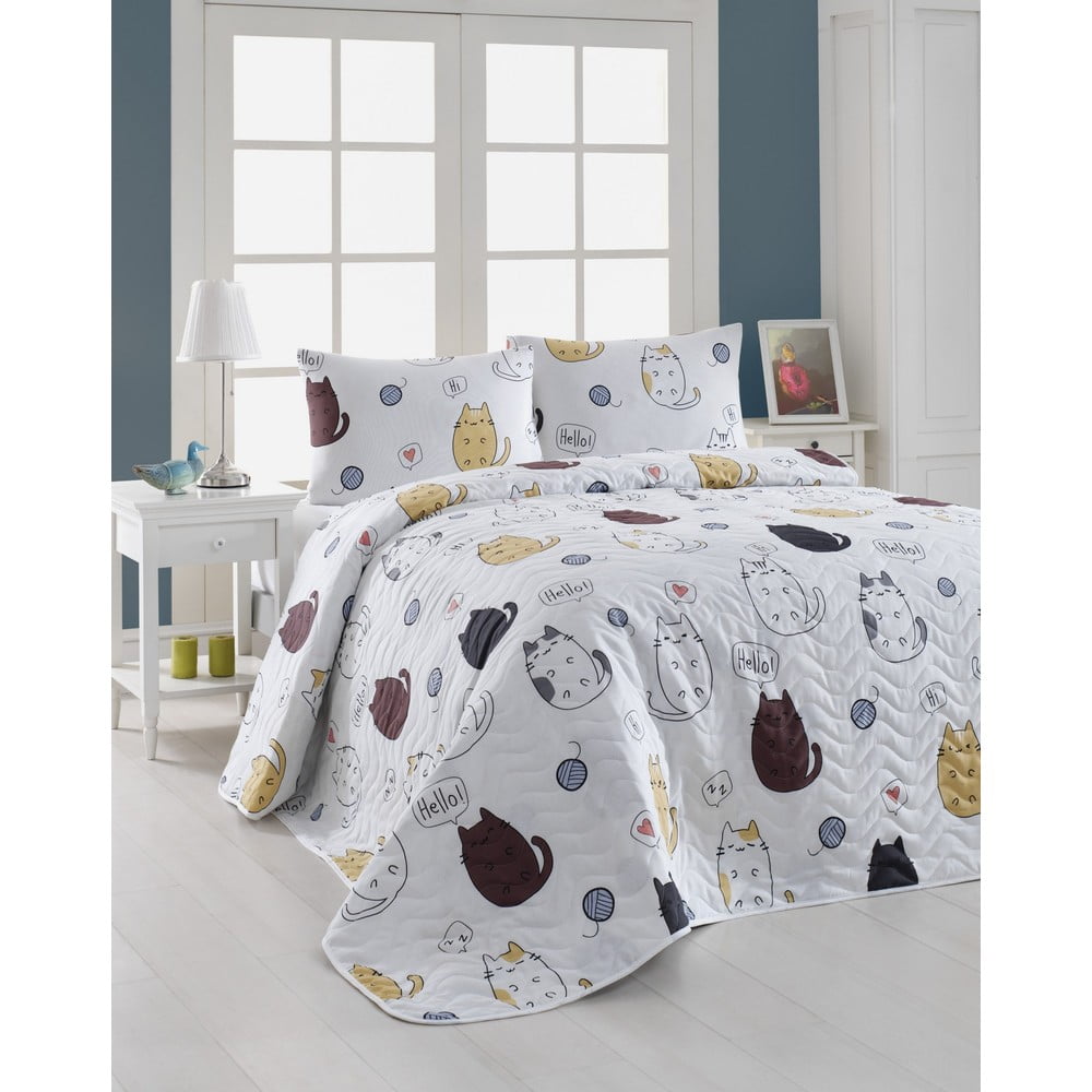 Set cuvertură matlasată și 2 fețe de pernă Eponj Home Hello Cats White, 200 x 220 cm 200 imagine noua somnexpo.ro