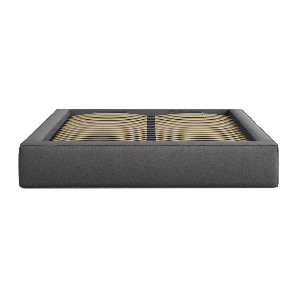 Pat matrimonial gri închis tapițat cu spațiu de depozitare cu somieră 180x200 cm Simon – Micadoni