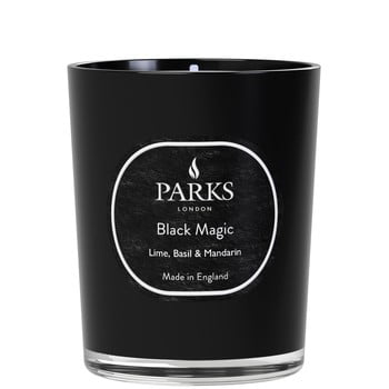 Lumânare cu parfum de lime, busuioc și mandarine parks candles london black magic, timp de ardere 45 h