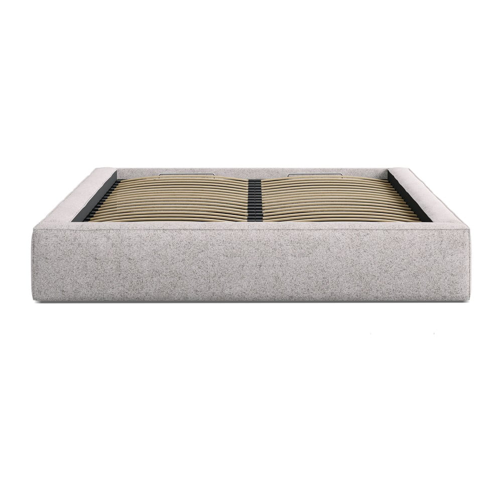 Pat matrimonial bej tapițat cu spațiu de depozitare cu somieră 200x200 cm Simon – Micadoni